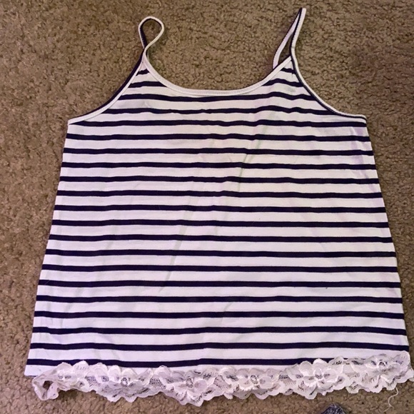 Wallflower shorts pyjama set size small - Picture 3 of 4